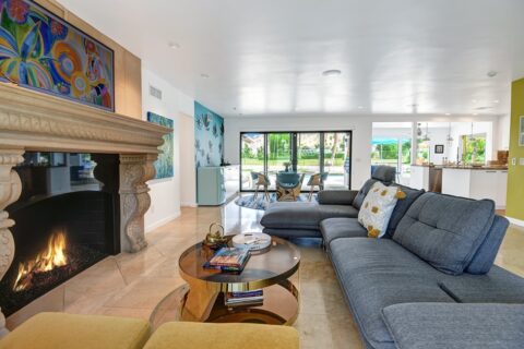 vacation rental with large living room for entertaining