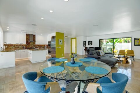 family-friendly vacation rental great room
